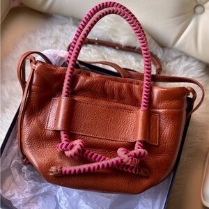 Meche Mendez Medium Irupe Brown Leather Bag EUC